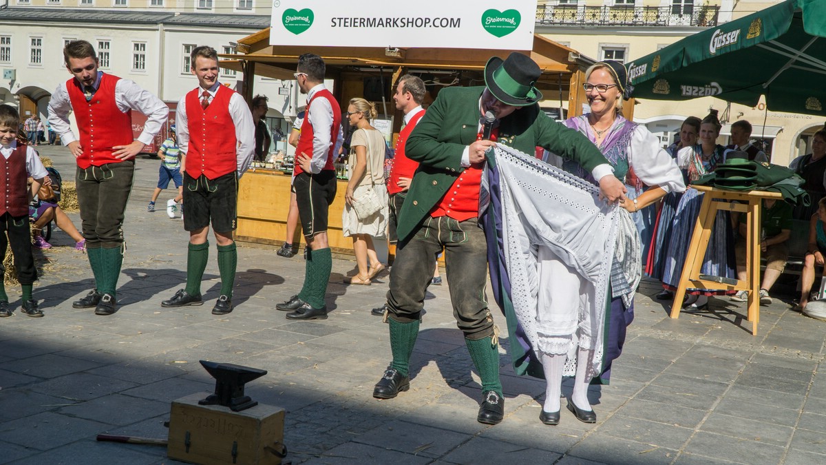 O Fotomagazin / Steirisch Herbstln in Linz 2016